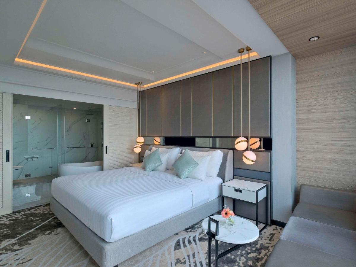 Movenpick Surabaya City Εξωτερικό φωτογραφία